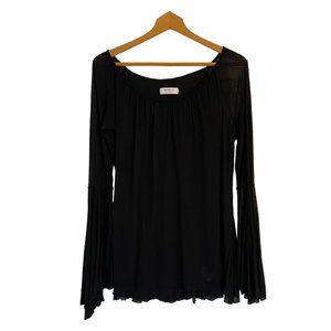 {Bailey/44} Black Scoop Neck Bell Sleeve Shirt - Large
